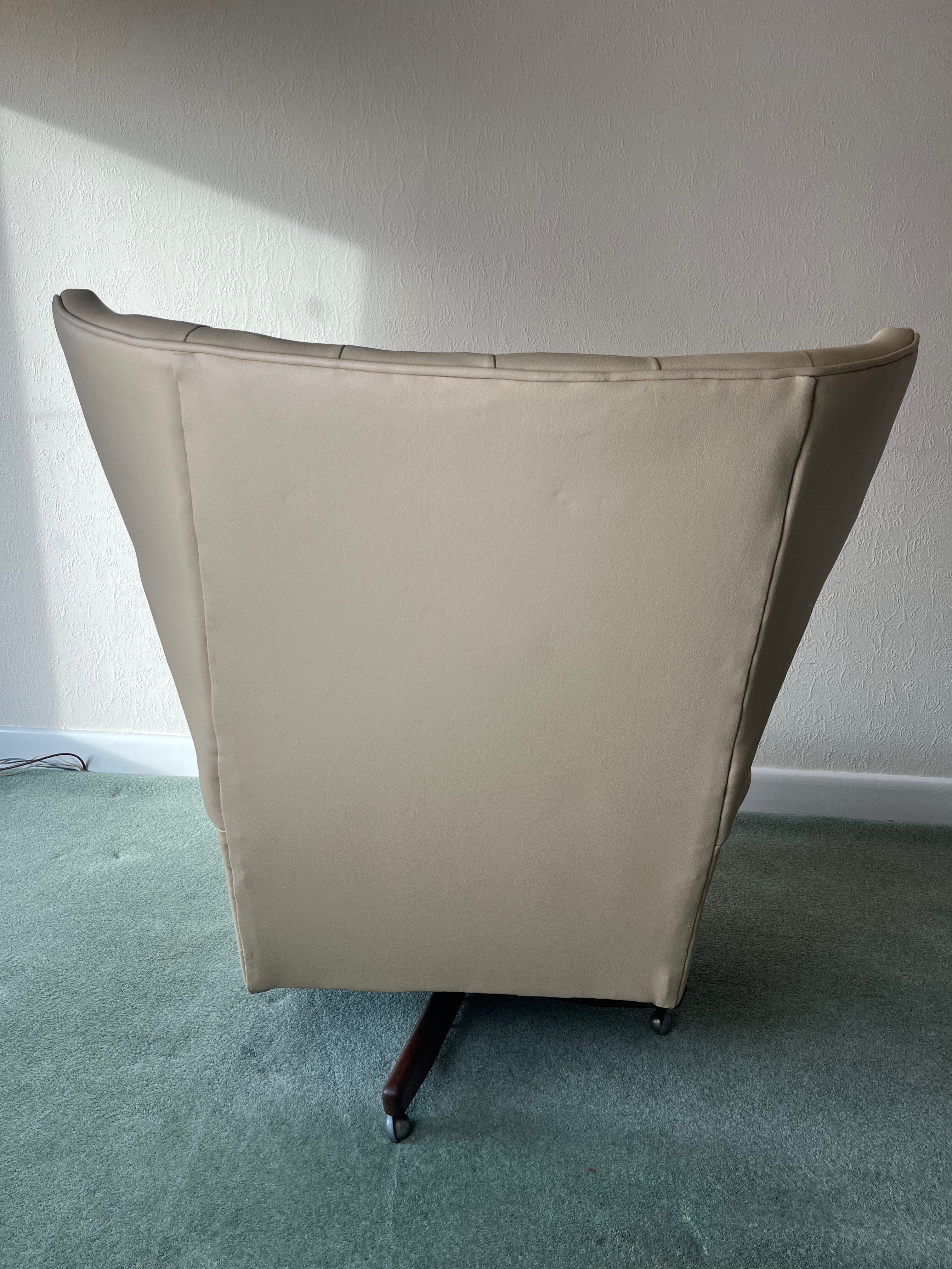 G Plan Blofeld 6250 Armchair