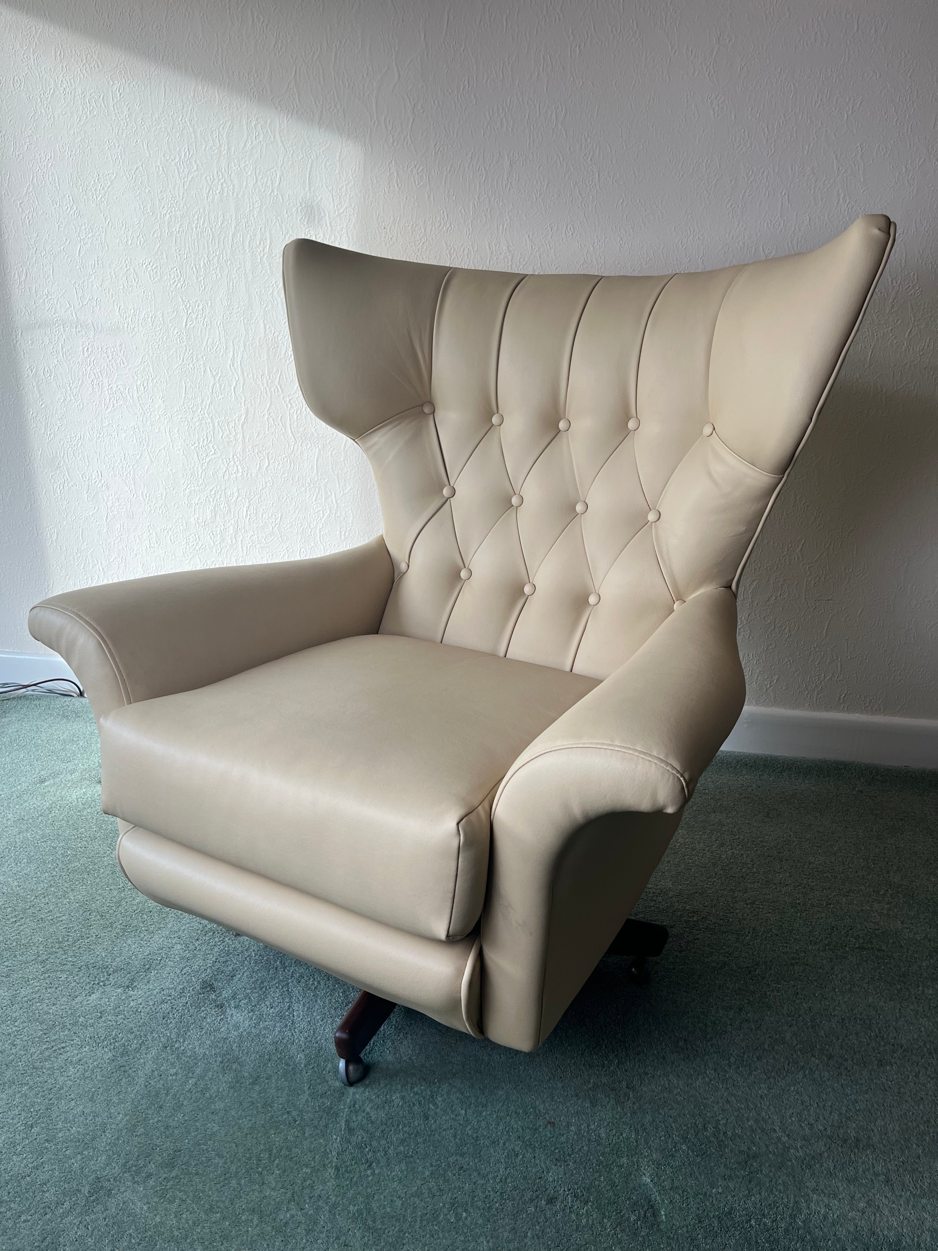 G Plan Blofeld 6250 Armchair