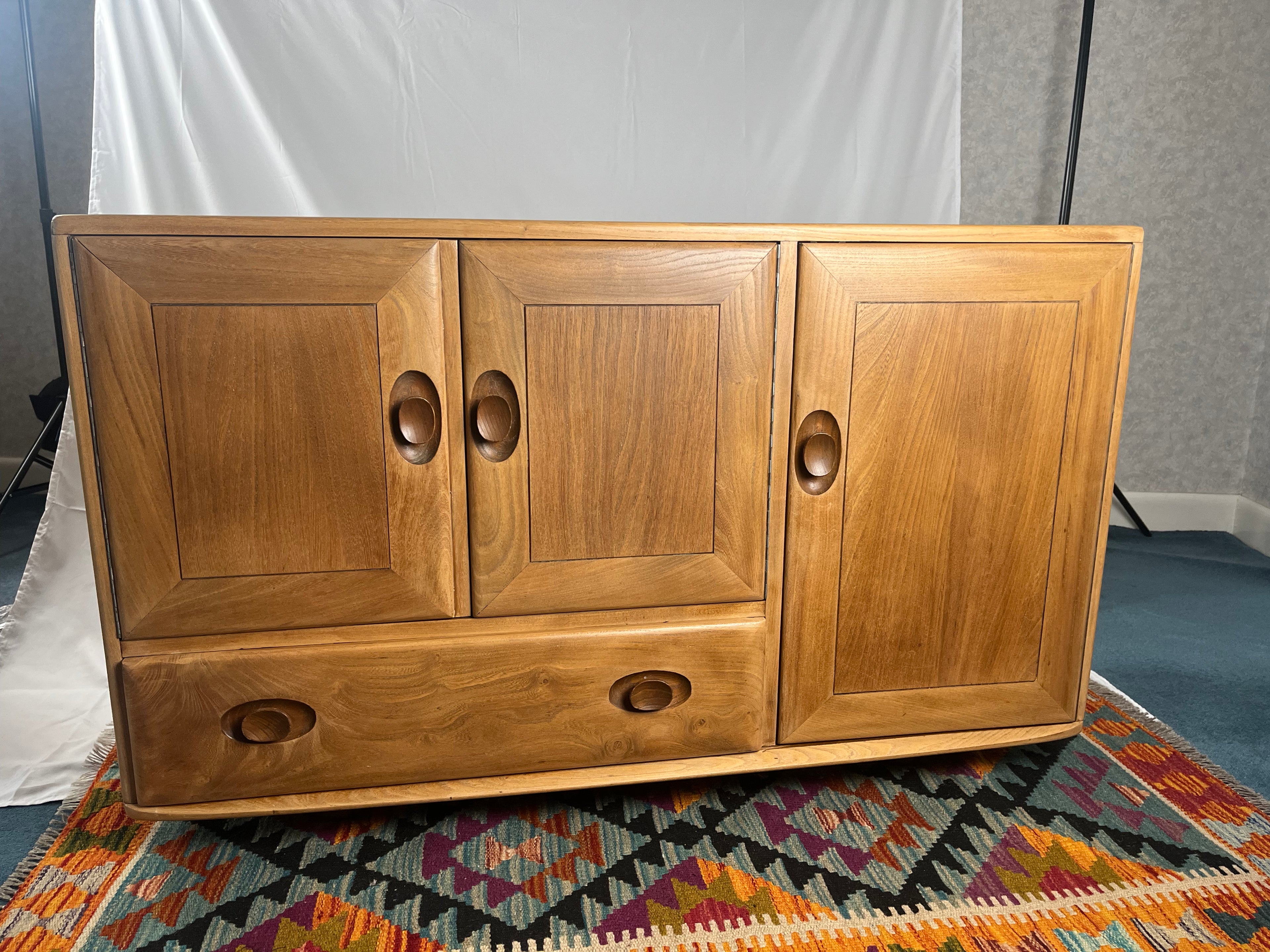 Ercol 467 Sideboard